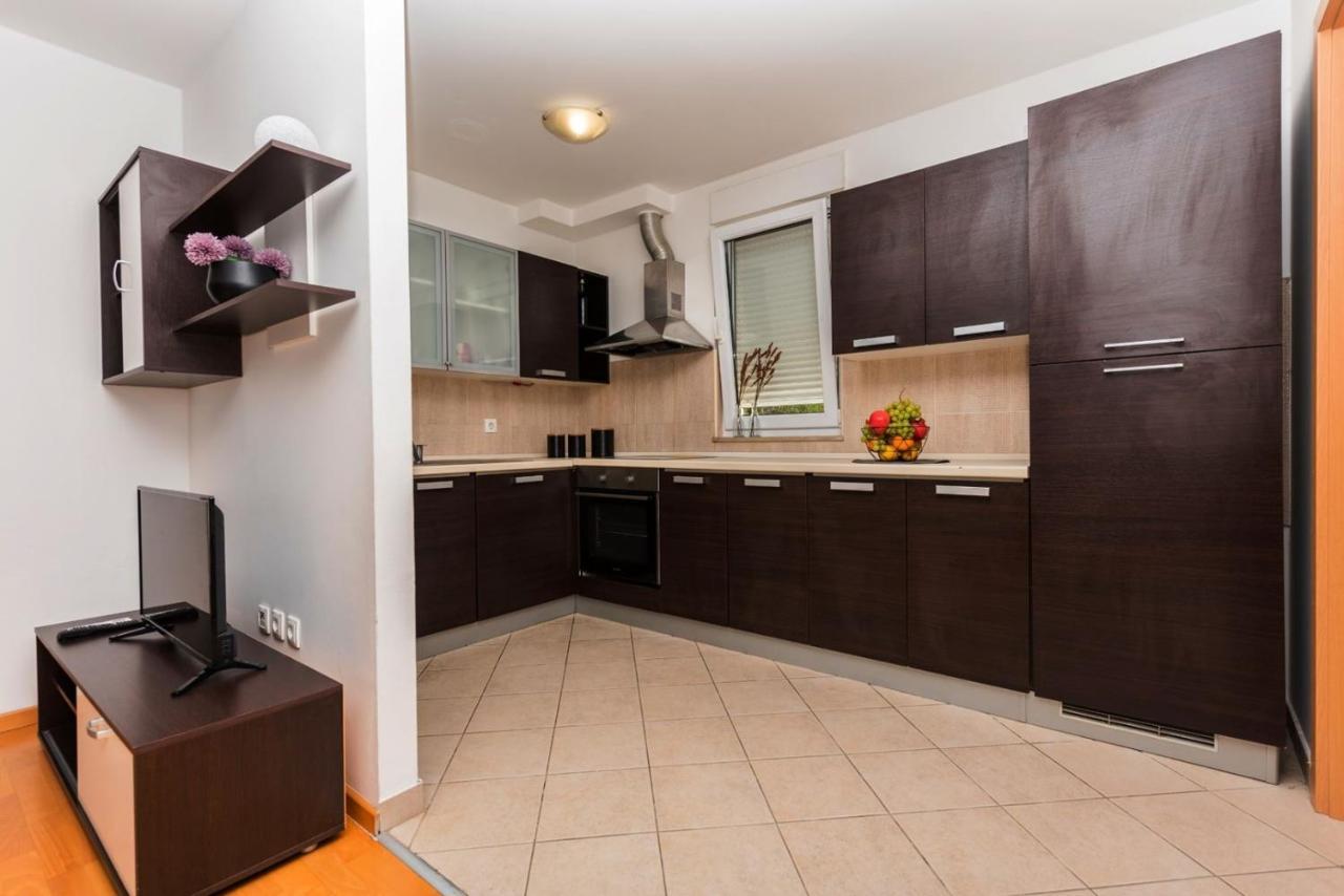 Apartment Sea View In Makarska, Free Parking Zewnętrze zdjęcie